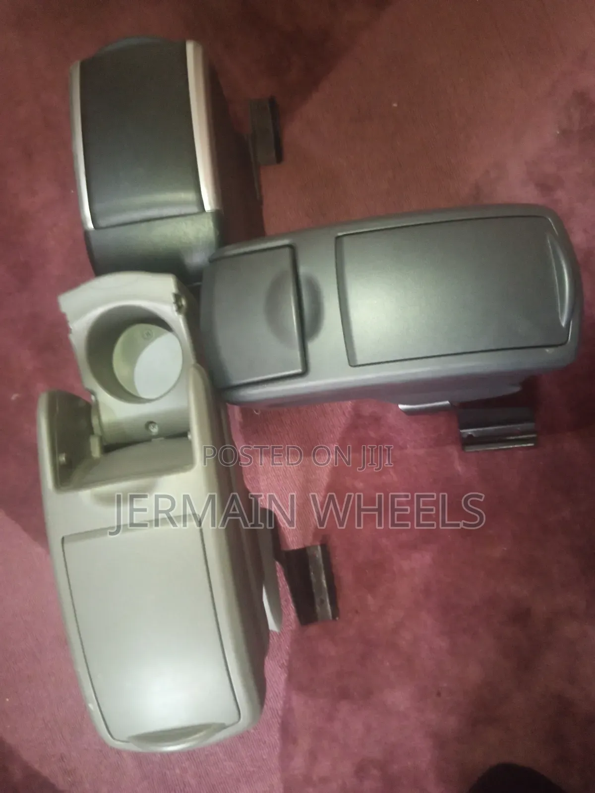 Toyota Vitz or Toyota Yaris Arm Rest for All Model Type.