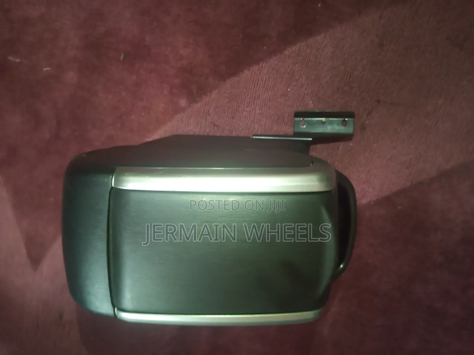 Toyota Vitz or Toyota Yaris Arm Rest for All Model Type.
