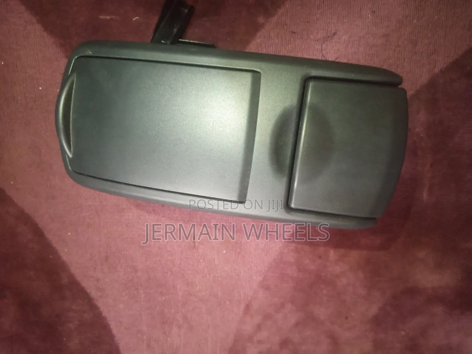 Toyota Vitz or Toyota Yaris Arm Rest for All Model Type.