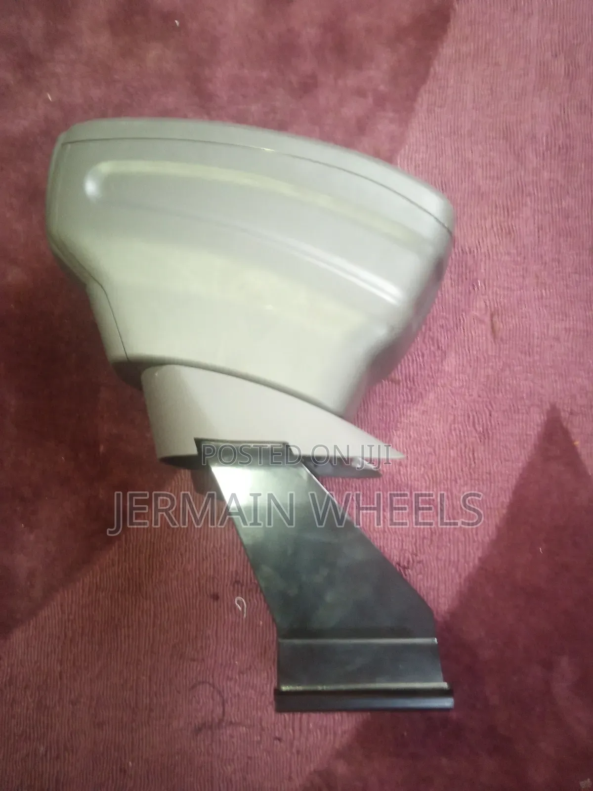 Toyota Vitz or Toyota Yaris Arm Rest for All Model Type.