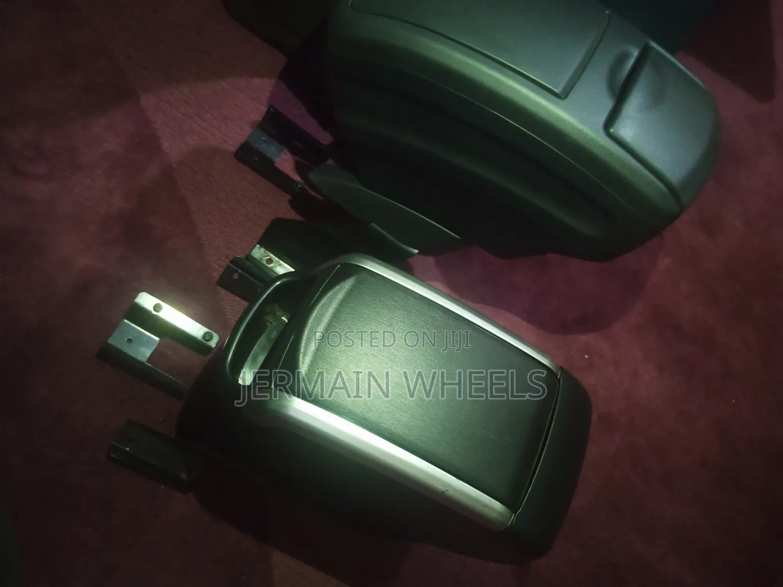 Toyota Vitz or Toyota Yaris Arm Rest for All Model Type.