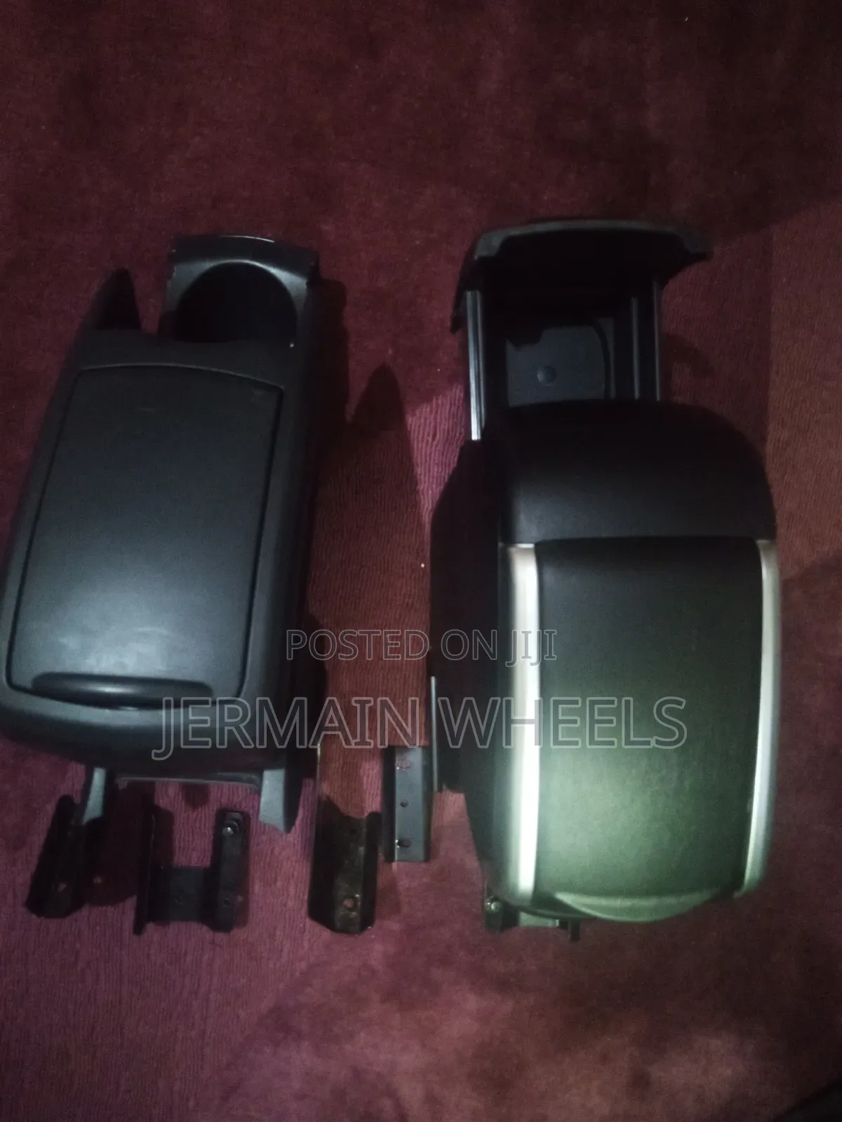 Toyota Vitz or Toyota Yaris Arm Rest for All Model Type.