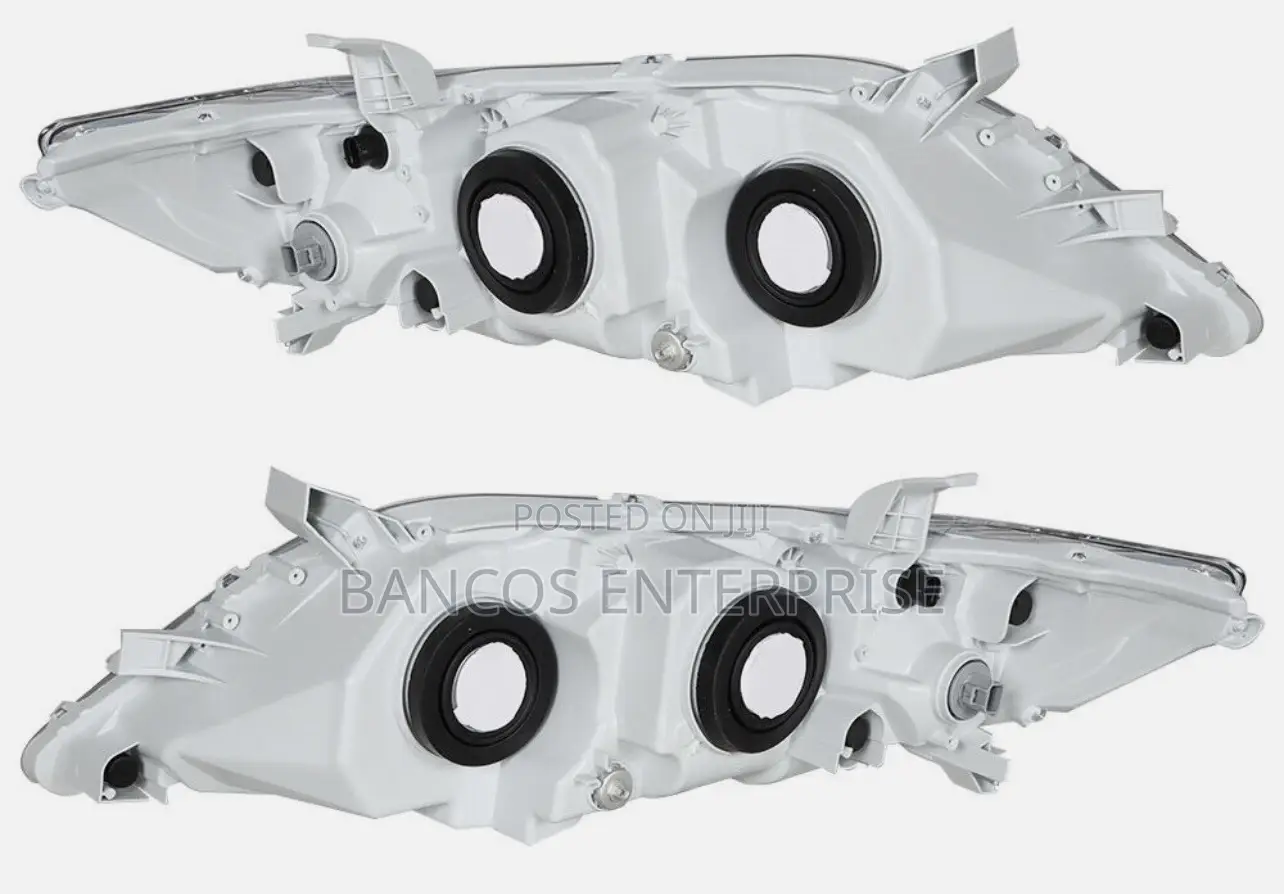 Toyota Camry 2010-2011 Head Light.