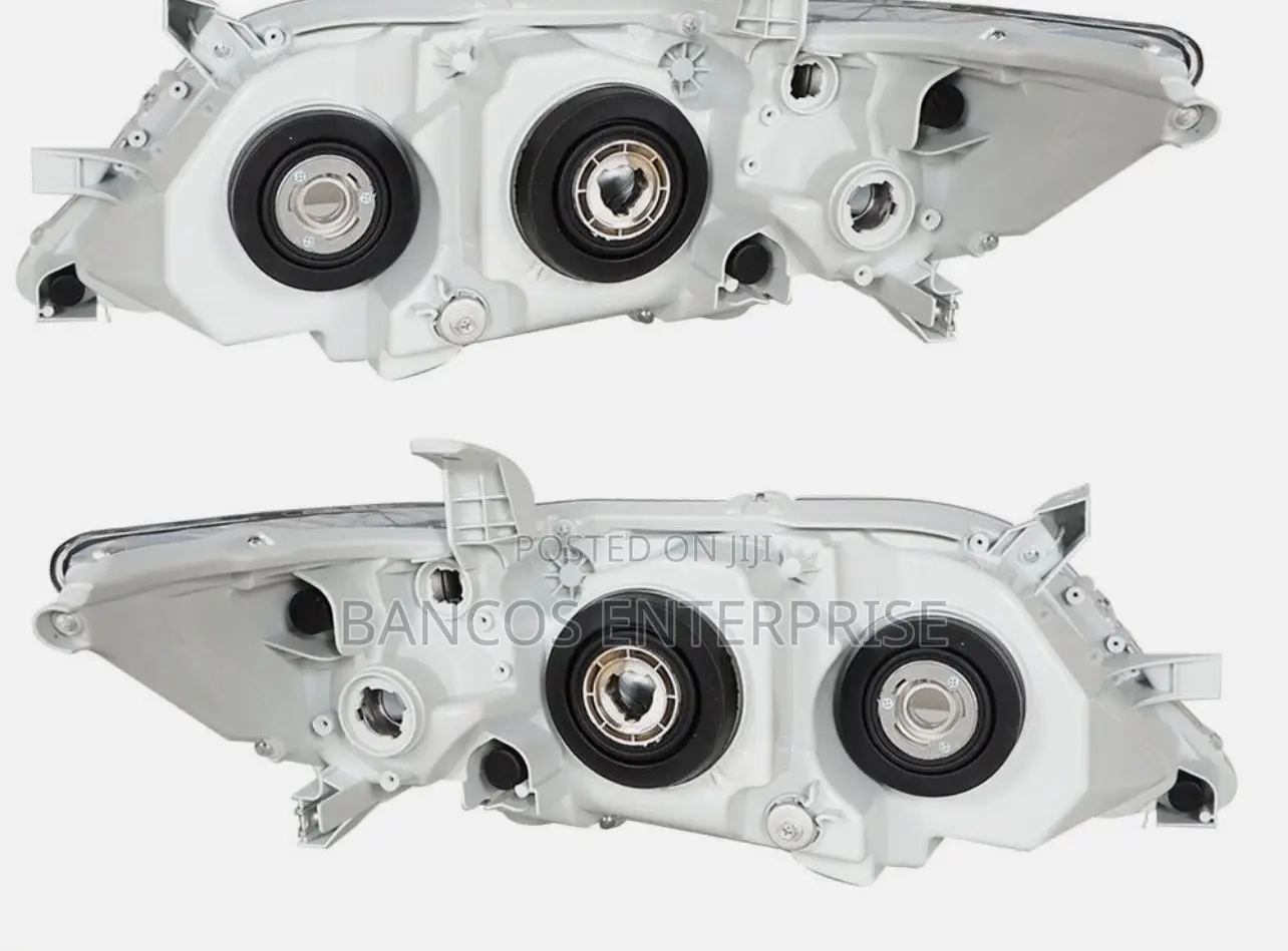 Toyota Camry 2010-2011 Head Light.