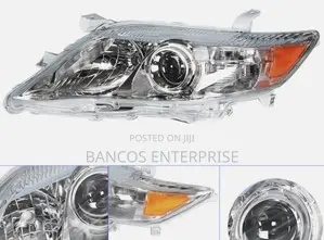Toyota Camry 2010-2011 Head Light.