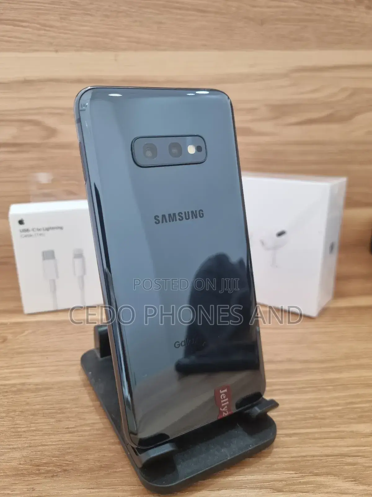 Samsung Galaxy S10e 128 GB Black