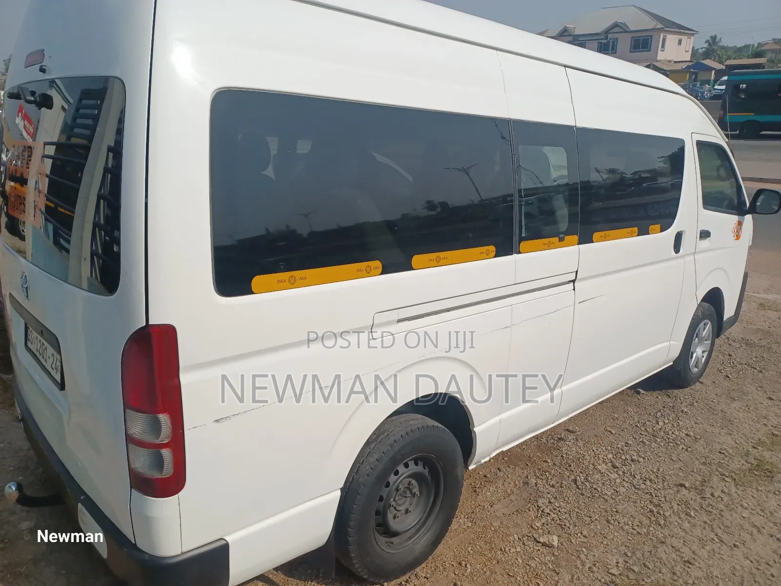 Toyota HiAce 2015 White