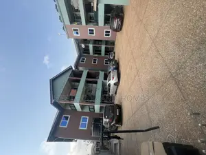 2bdrm Apartment in Bee Decor & Homes, Adenta for rent