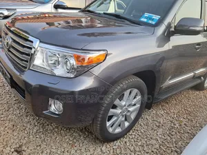Toyota Land Cruiser 4.5 V8 DSL 2015 Black