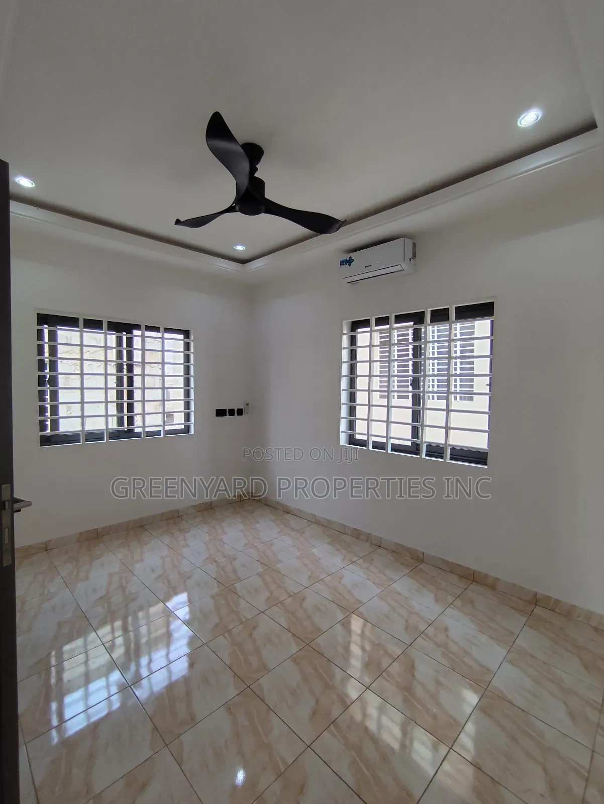 4bdrm Duplex in Ogbojo, East Legon for sale