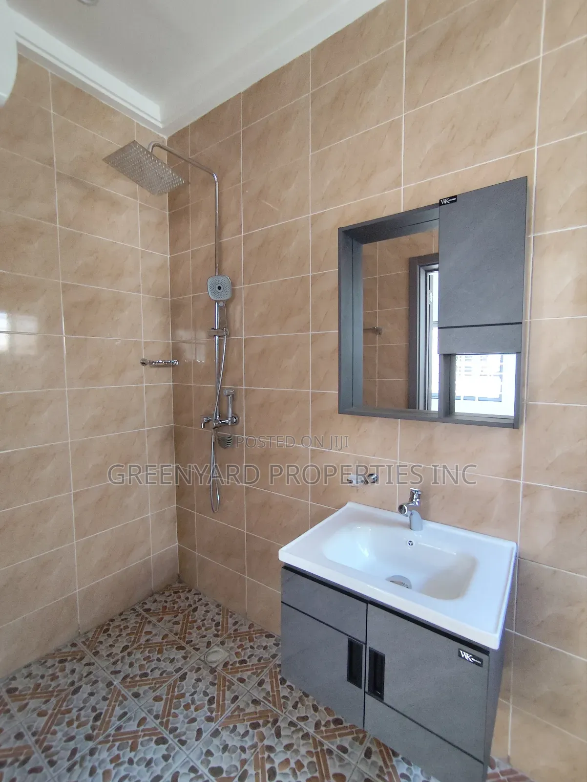 4bdrm Duplex in Ogbojo, East Legon for sale