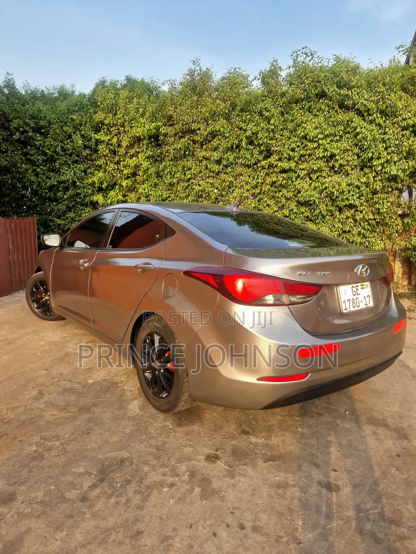Hyundai Elantra for Rent