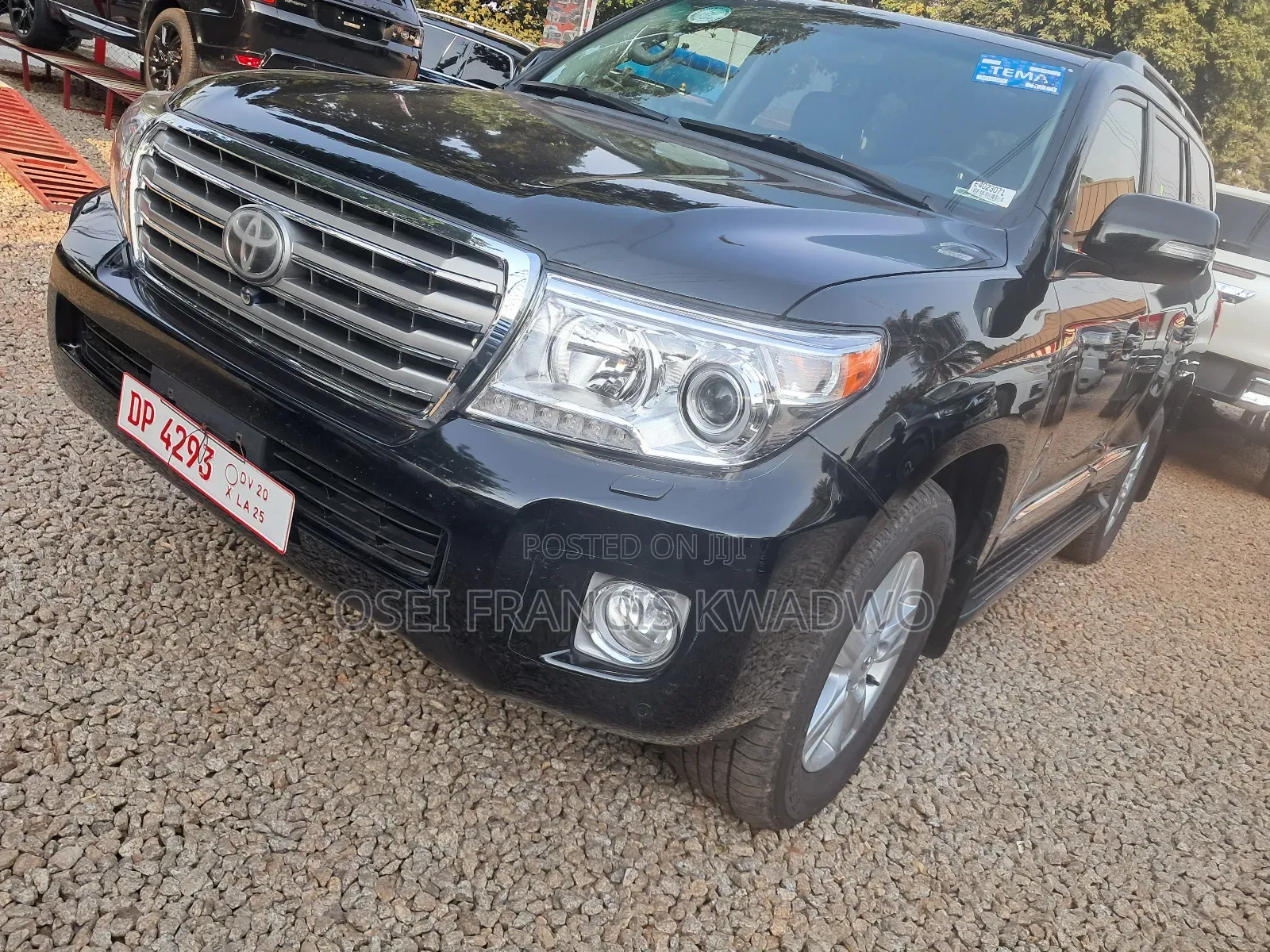 Toyota Land Cruiser 5.7 V8 2014 Black