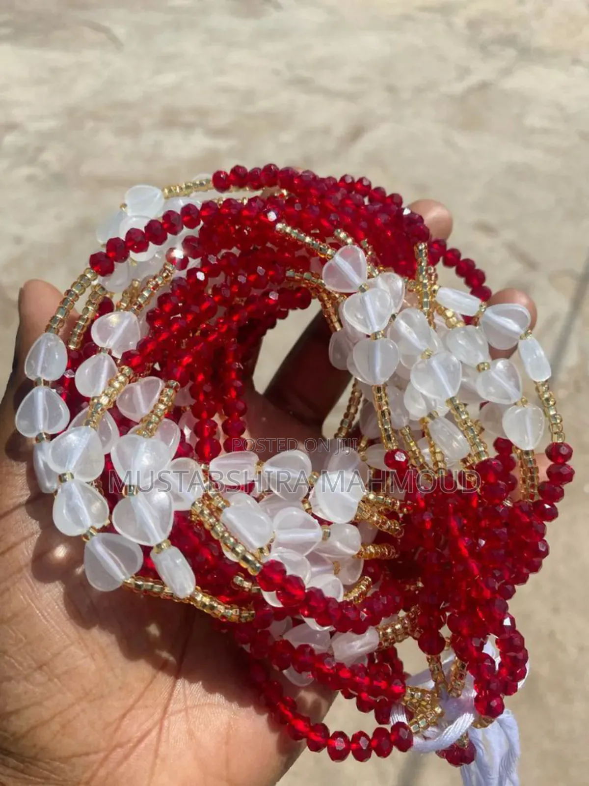 Waistbead .