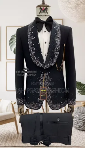 Ice Stones Suits Very Fashioned