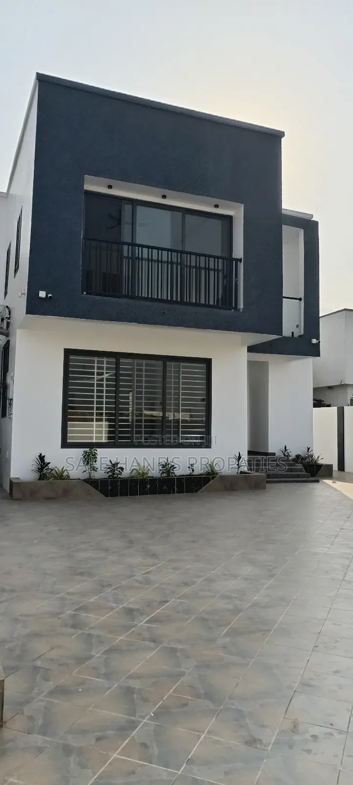 Furnished 5bdrm House in Ability, Accra Metropolitan for sale