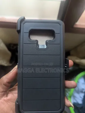 Samsung Galaxy Note 9 , S10, S9 , A5 Hard Armored Case.