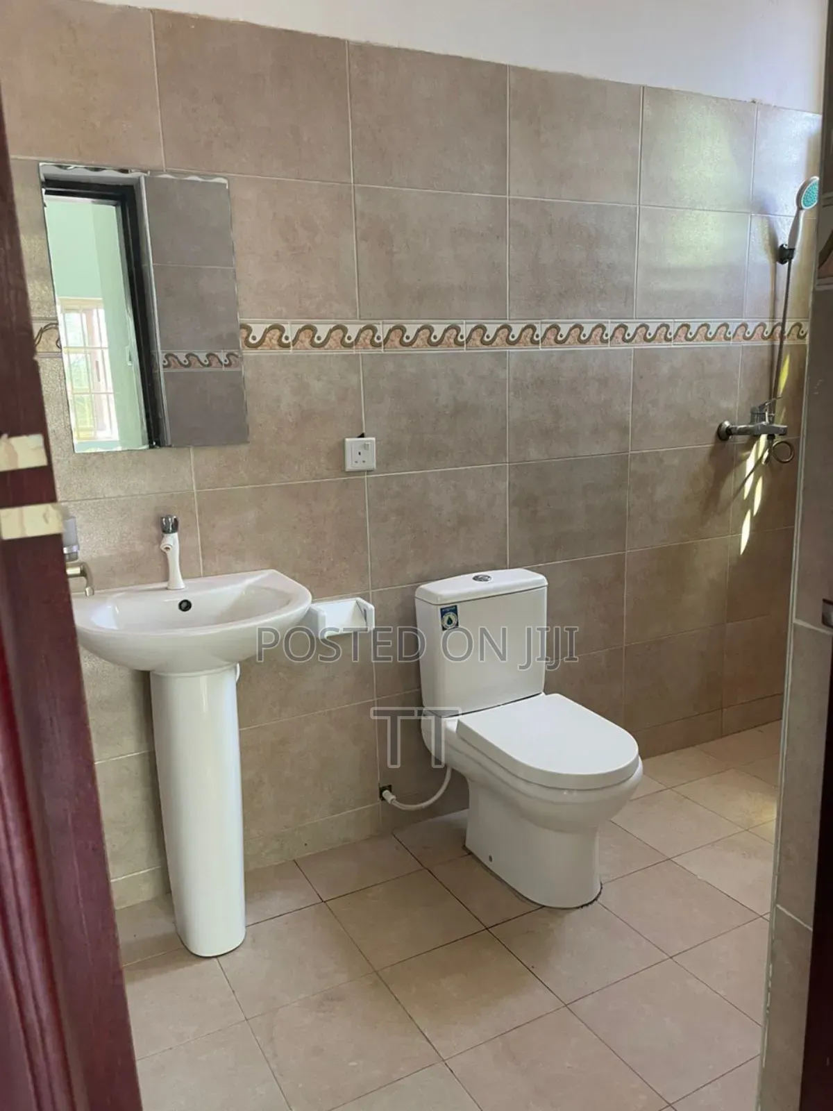 2bdrm Apartment in Teshie Manna for rent