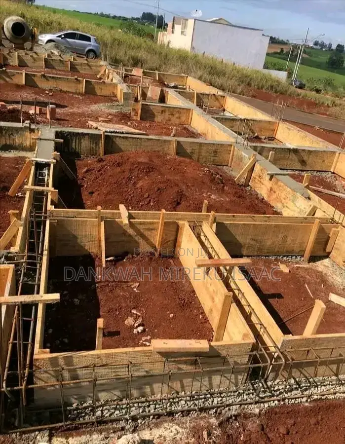 Building Contractor