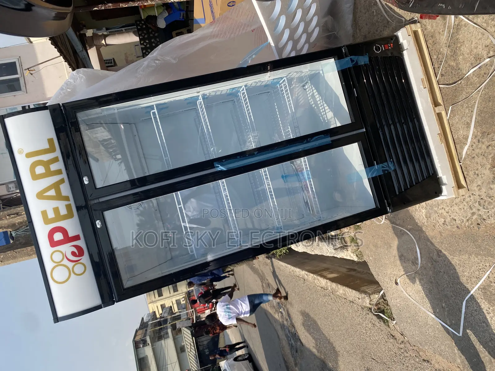 Astute Peat 500litres Doubledoor Display Fridge