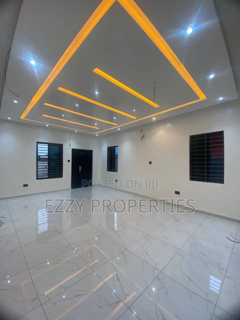 3bdrm House in Lakeside Community 3, Ashaley Botwe for sale
