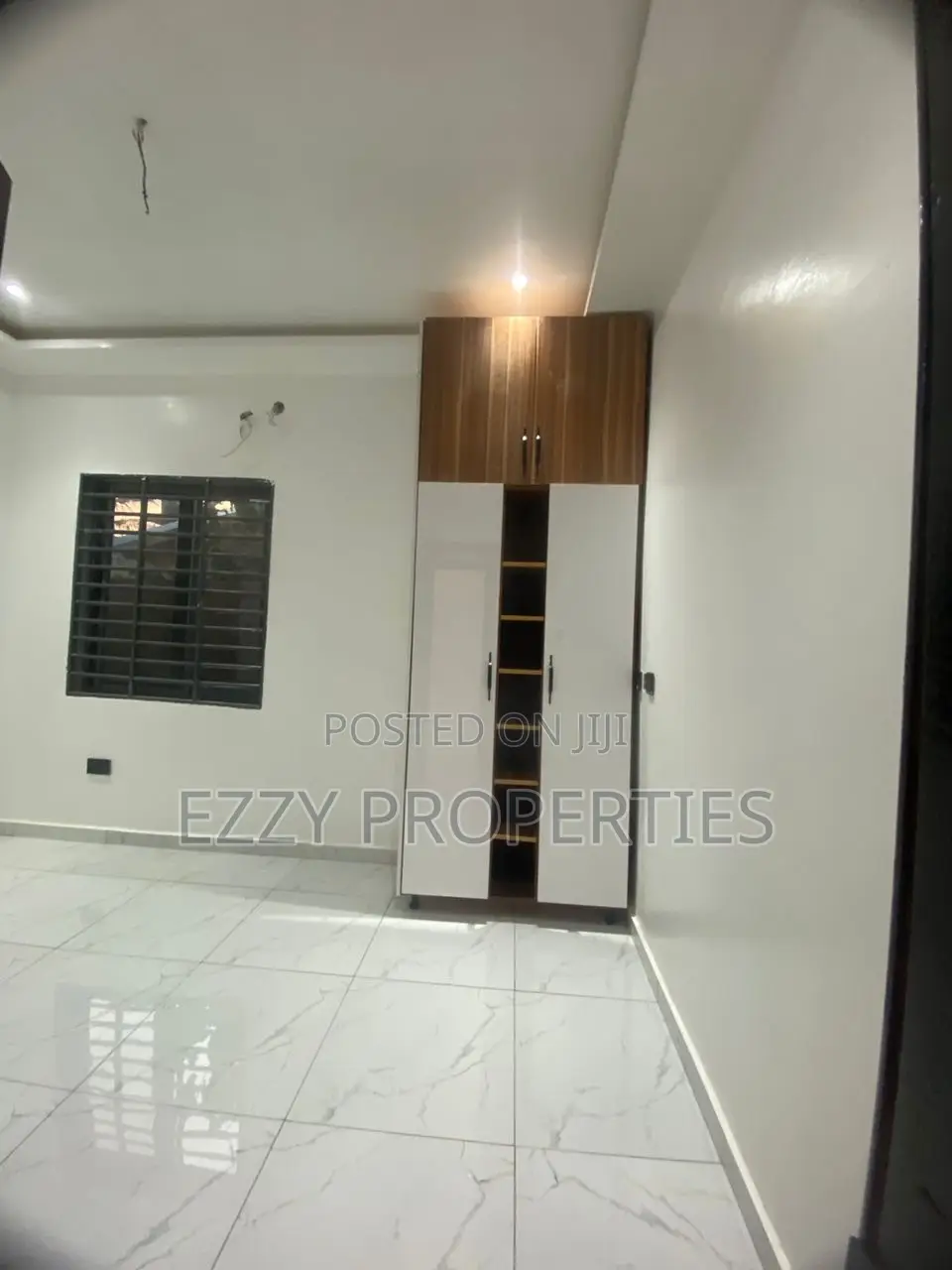 3bdrm House in Lakeside Community 3, Ashaley Botwe for sale