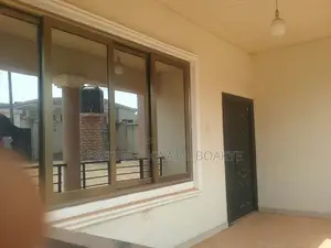 6bdrm House in Brother Estate, Kumasi Metropolitan for rent