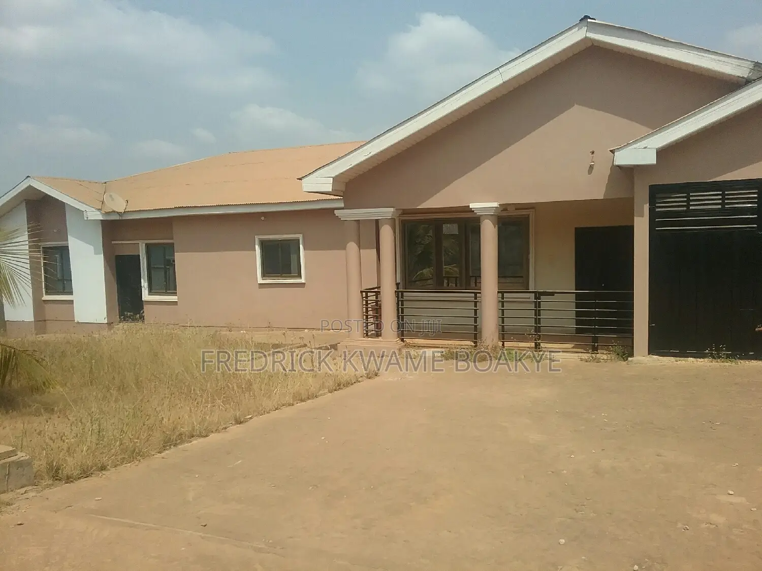 6bdrm House in Brother Estate, Kumasi Metropolitan for rent