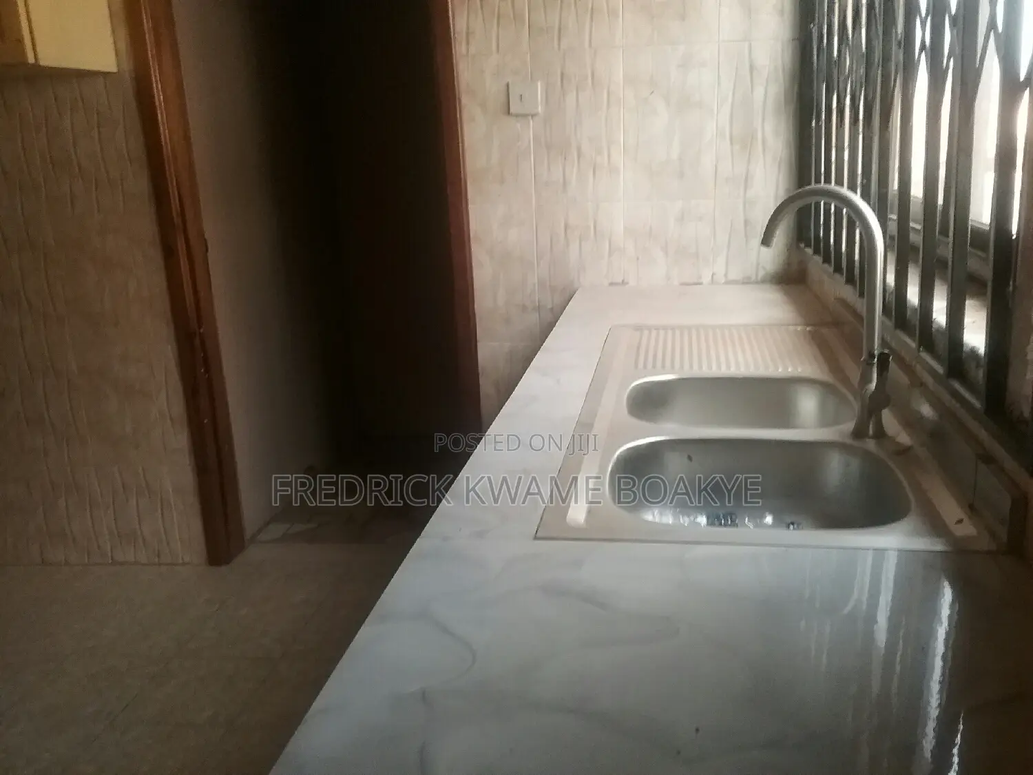 6bdrm House in Brother Estate, Kumasi Metropolitan for rent