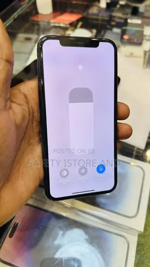 New Apple iPhone 11 Pro 64 GB Gray