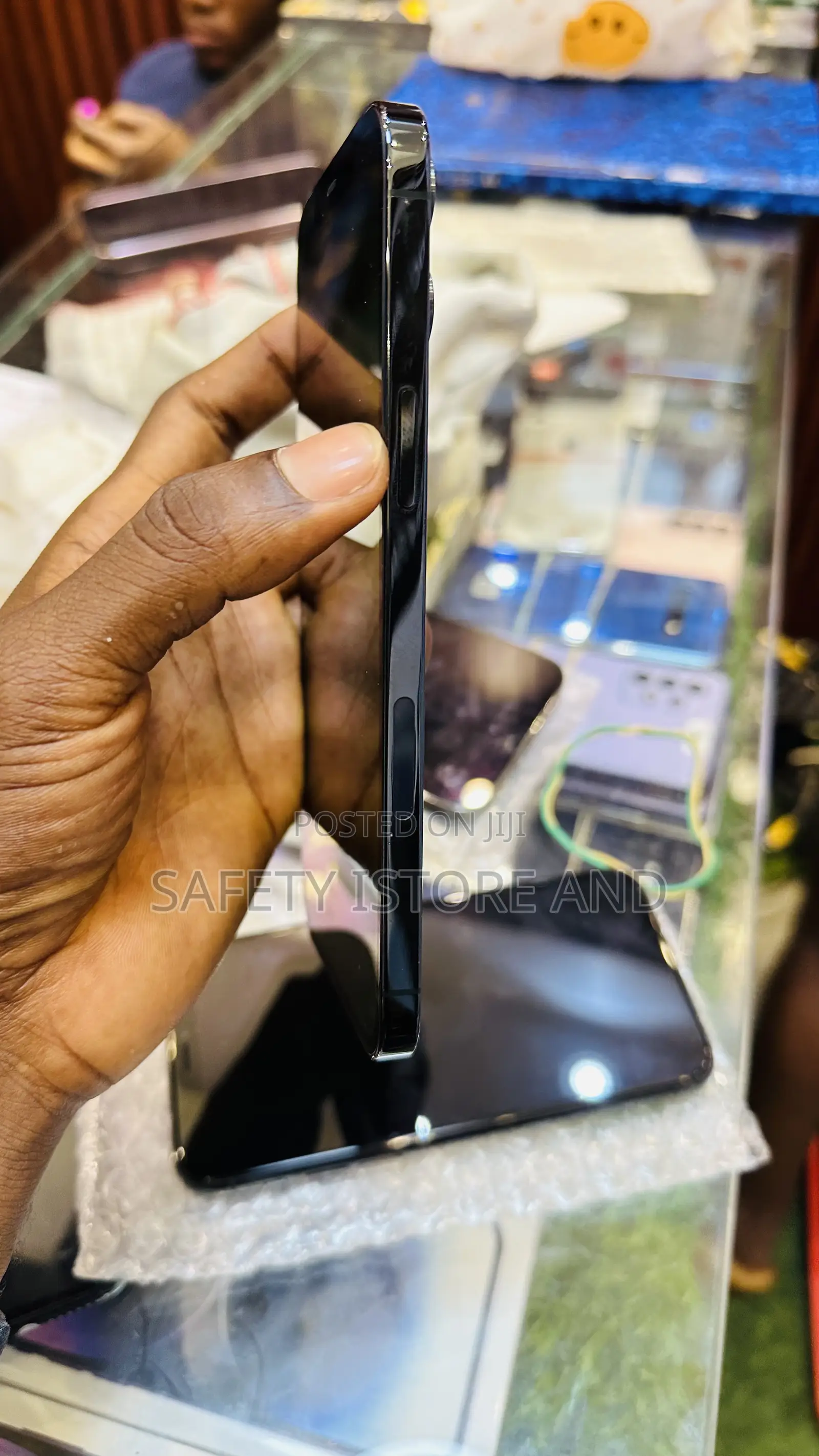 New Apple iPhone 12 Pro Max 256 GB Blue