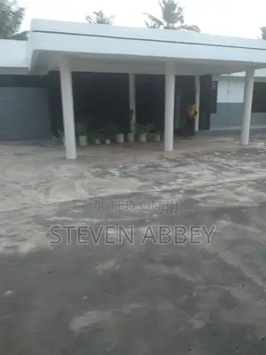 4bdrm House in Adom Agency, Teshie for rent