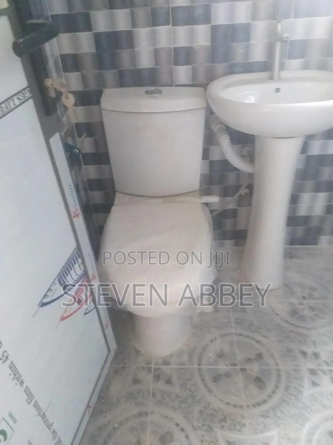 1bdrm Apartment in Adom Agency, Teshie for rent