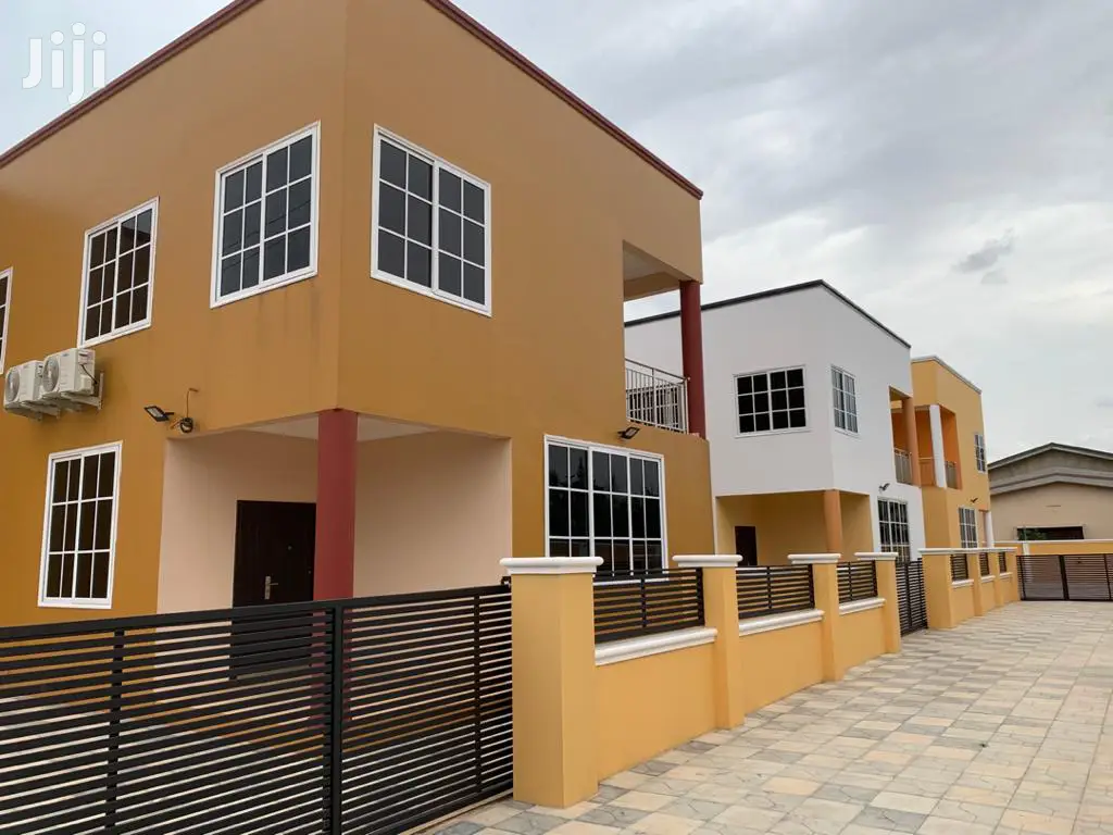 4bdrm House in Bronko Housing, Accra Metropolitan for rent