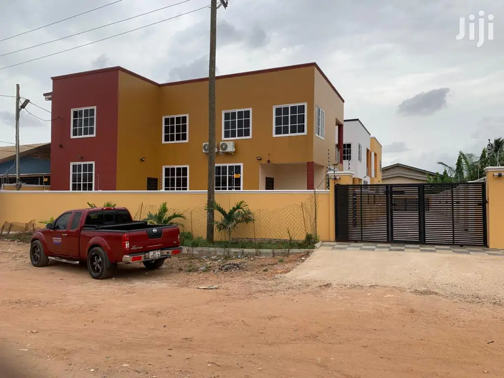 4bdrm House in Bronko Housing, Accra Metropolitan for rent