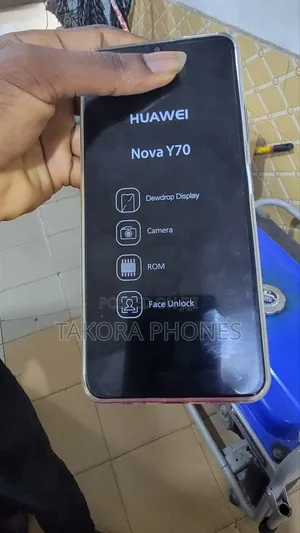 Huawei Nova Y70 128 GB Black