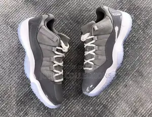 Jordan Retro 11 Low Cool Gray