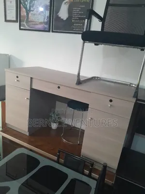 Executive Suite Desk