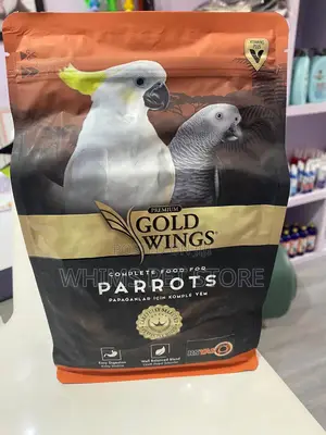 Gold Wing Parrot Feed