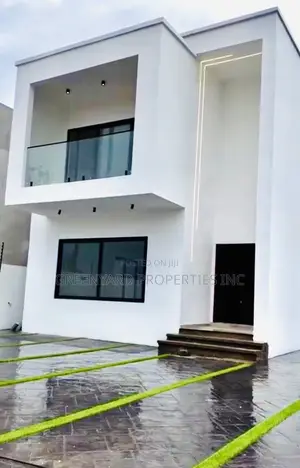 3bdrm Duplex in School Junction, Ashaley Botwe for rent