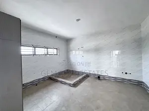 5bdrm House in West Trasacco, Ashaley Botwe for sale