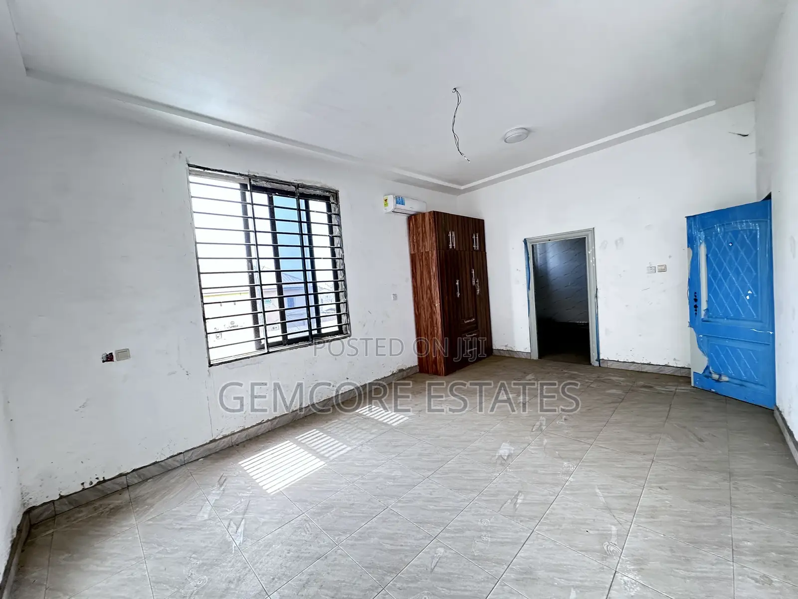 5bdrm House in West Trasacco, Ashaley Botwe for sale