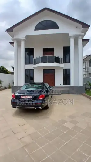 4bdrm House in East Legon Mempeasem for sale