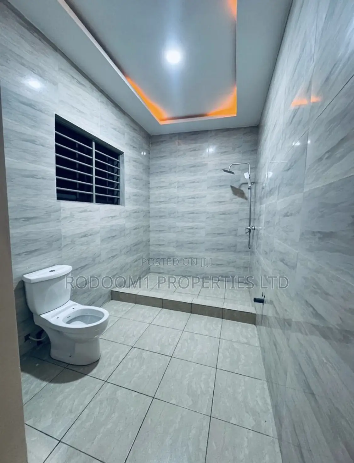 4bdrm House in Lakeside for sale