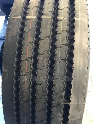 285/70r19.5 Hd Tire Ling Long Smooth