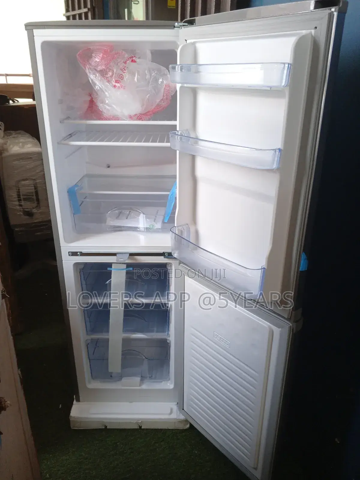 Fresh in Box Nasco Fridge/Freezer Fridge/Freezer 142L