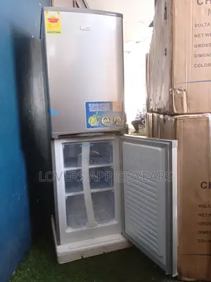 Fast Cooling Refrigerator NASD2-20 142L Nasco Fridge/Freezer