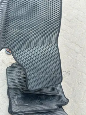 Mercedes Benz C250 Floor Mat