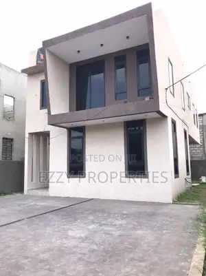 3bdrm Duplex in East Legon Hills for sale