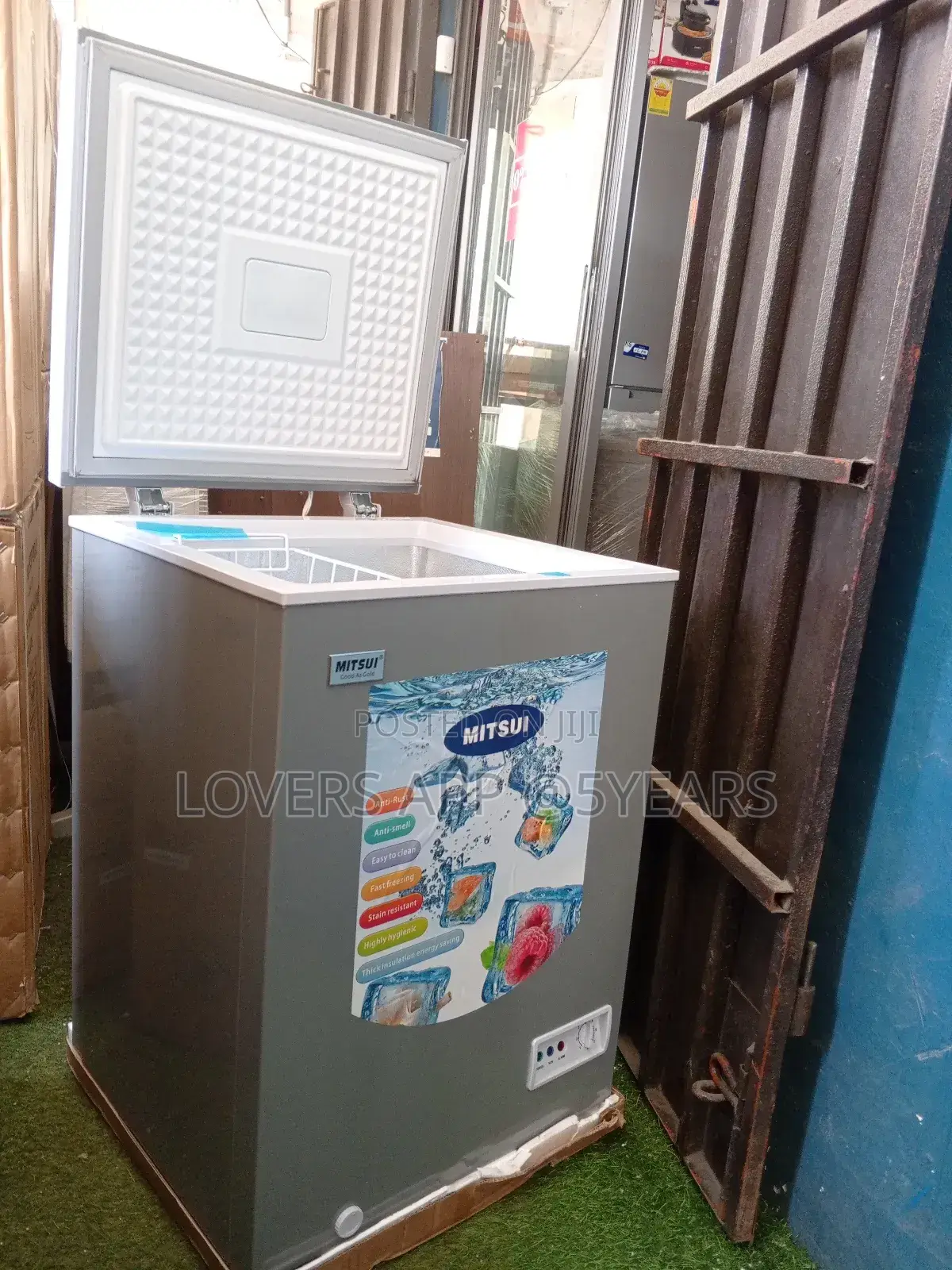 Mitsui Chest Freezer 93L ME-110B Chest Freezer Single Door